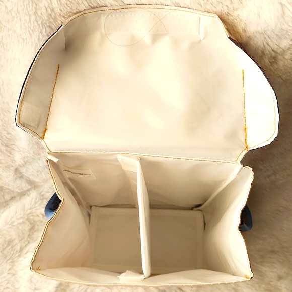 Disneyland 70th Anniversary Magic Key Bag Insulated Cooler Bag - Picture 6 of 6